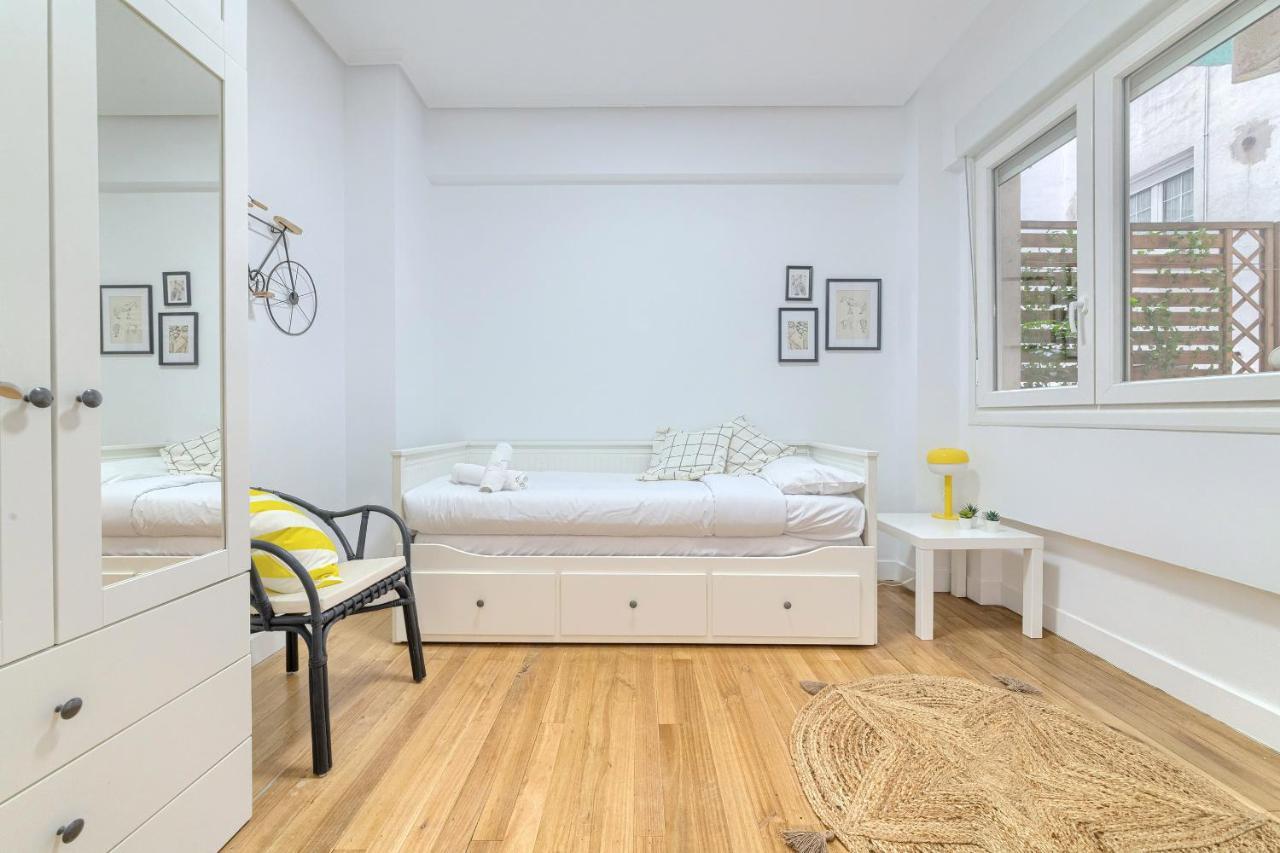 Iturribide Hogar Moderno Junto Al Metro Apartment Bilbao Luaran gambar