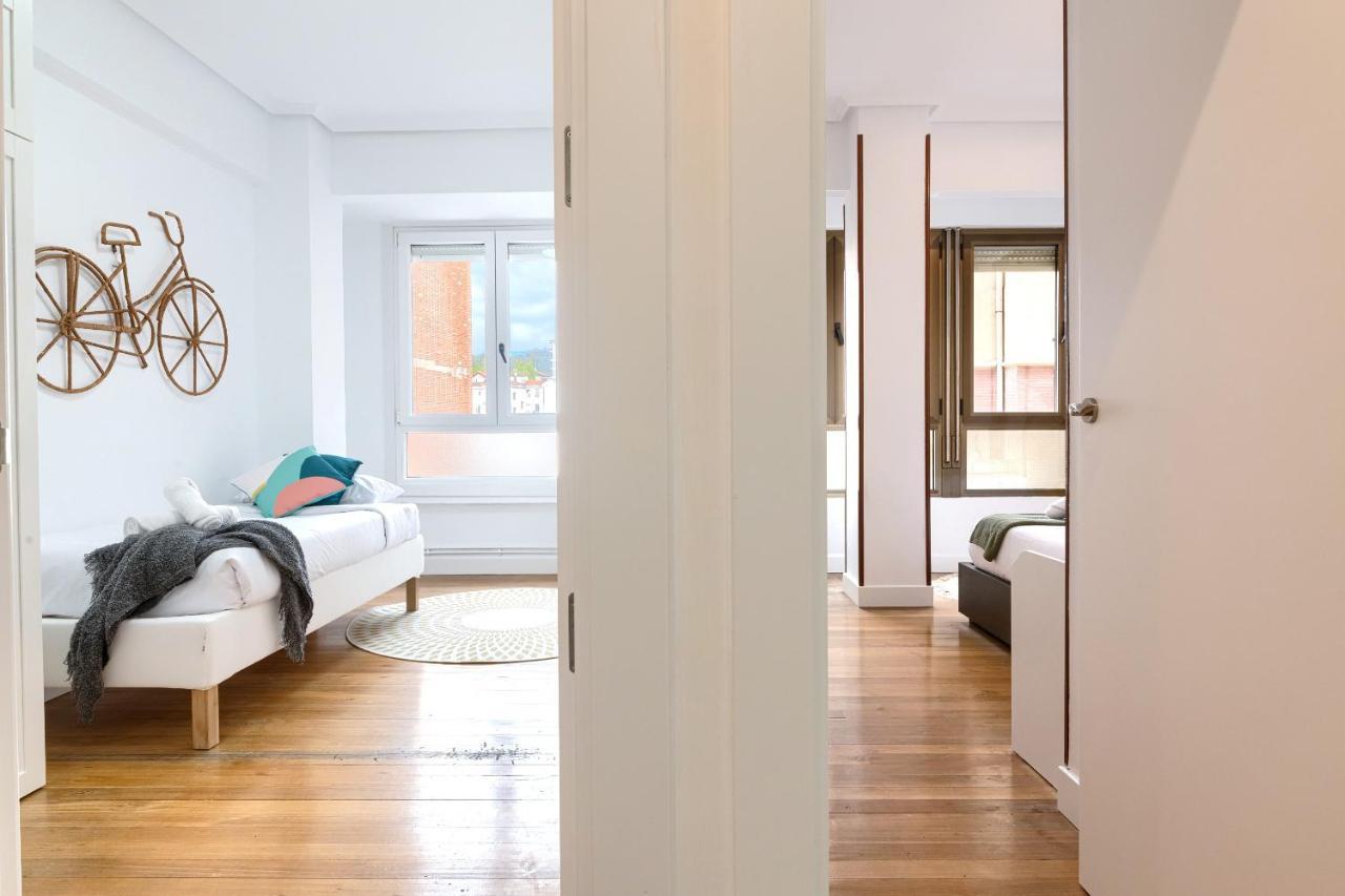 Iturribide Hogar Moderno Junto Al Metro Apartment Bilbao Luaran gambar