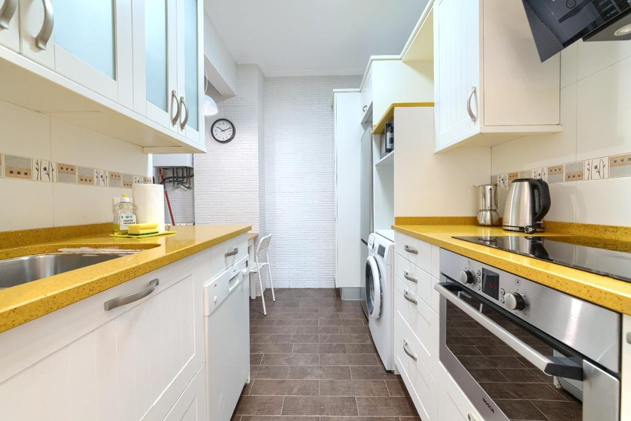 Iturribide Hogar Moderno Junto Al Metro Apartment Bilbao Luaran gambar