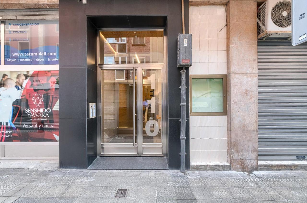 Iturribide Hogar Moderno Junto Al Metro Apartment Bilbao Luaran gambar